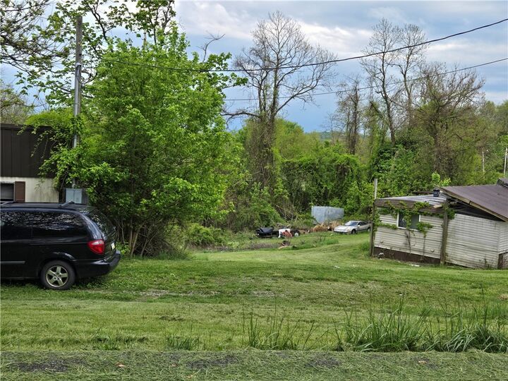 Property Photo:  10 Courson Hill Rd  PA 15301 