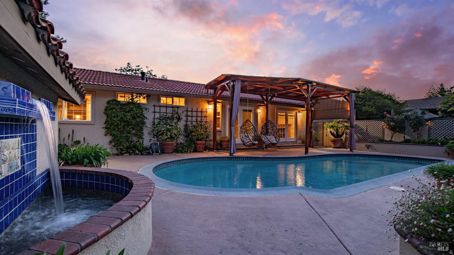 Property Photo: 22 Greengate Court CA 95409