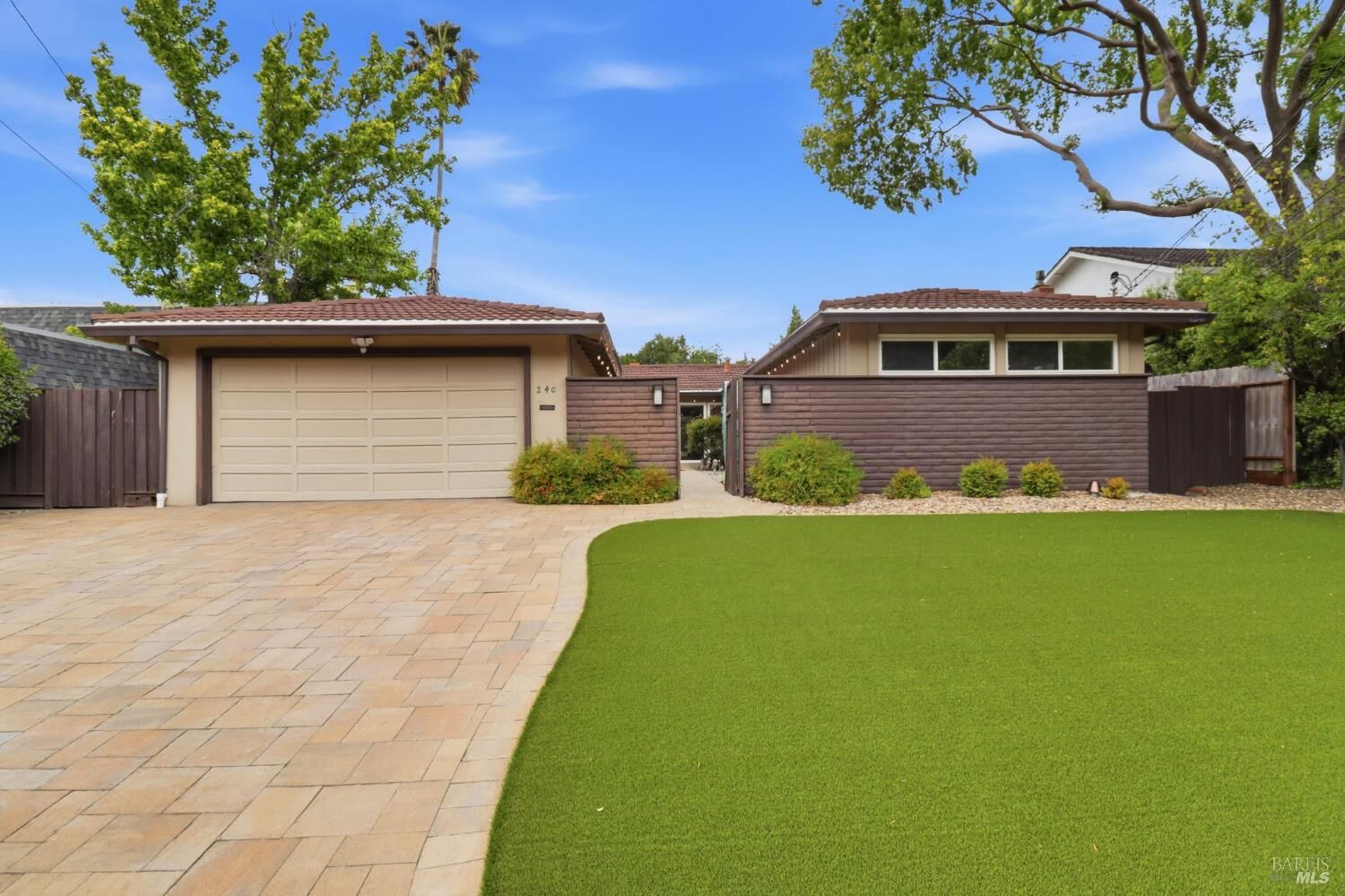 Property Photo:  240 Marin Oaks Drive  CA 94949 