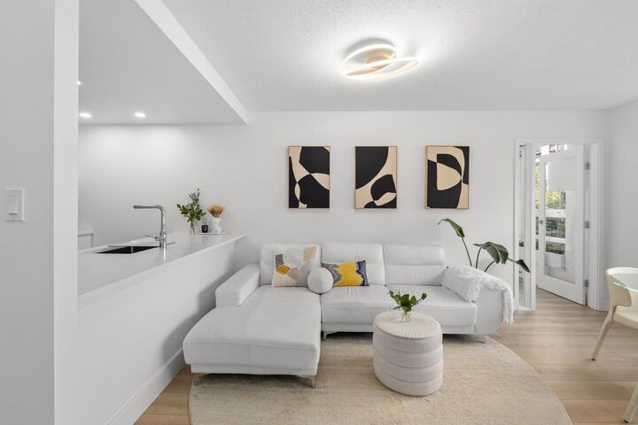 Property Photo:  939 Expo Boulevard 607  BC V6Z 3G7 
