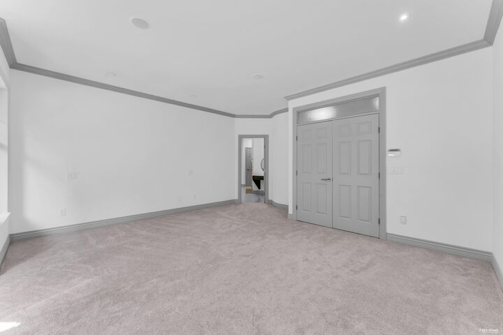Property Photo:  13688 32 Avenue  BC V4P 3C8 