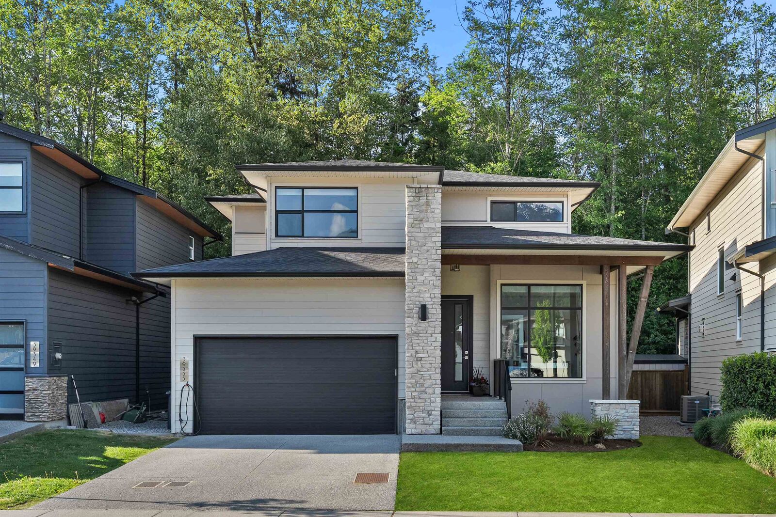 Property Photo:  39355 Falcon Crescent  BC V8B 0Y9 