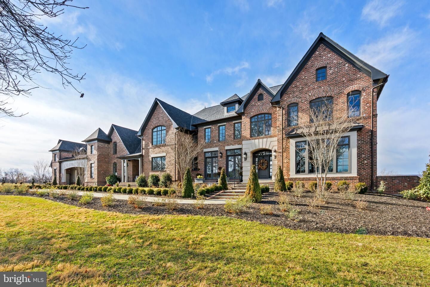 Property Photo:  21051 St Louis Road  VA 20117 