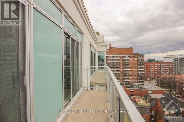 Property Photo:  138 Somerset Street 1111  ON K2P 0A3 