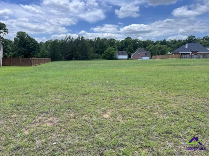 Property Photo:  109 Erin Lee Court  GA 31088 