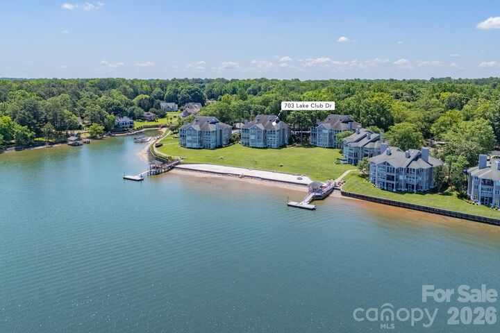 Property Photo:  703 Lake Club Drive  SC 29732 