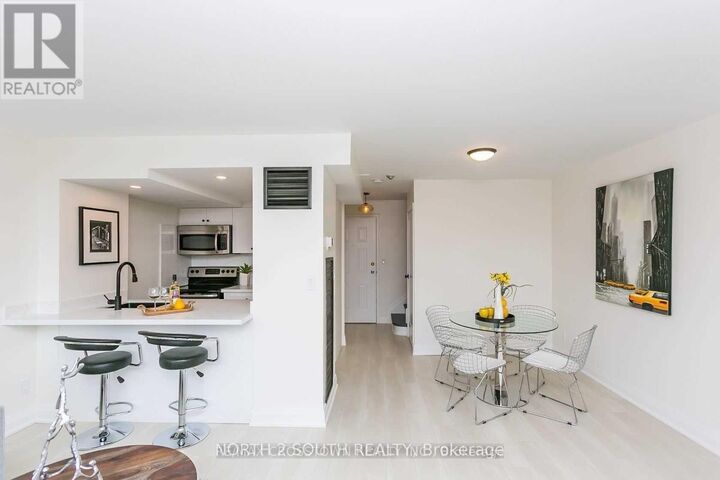 Property Photo: 222 The Esplanade Avenue 913 ON M5A 4M8