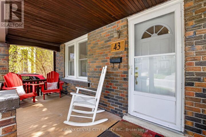 Property Photo:  43 Stanley Street  ON N6C 1B2 