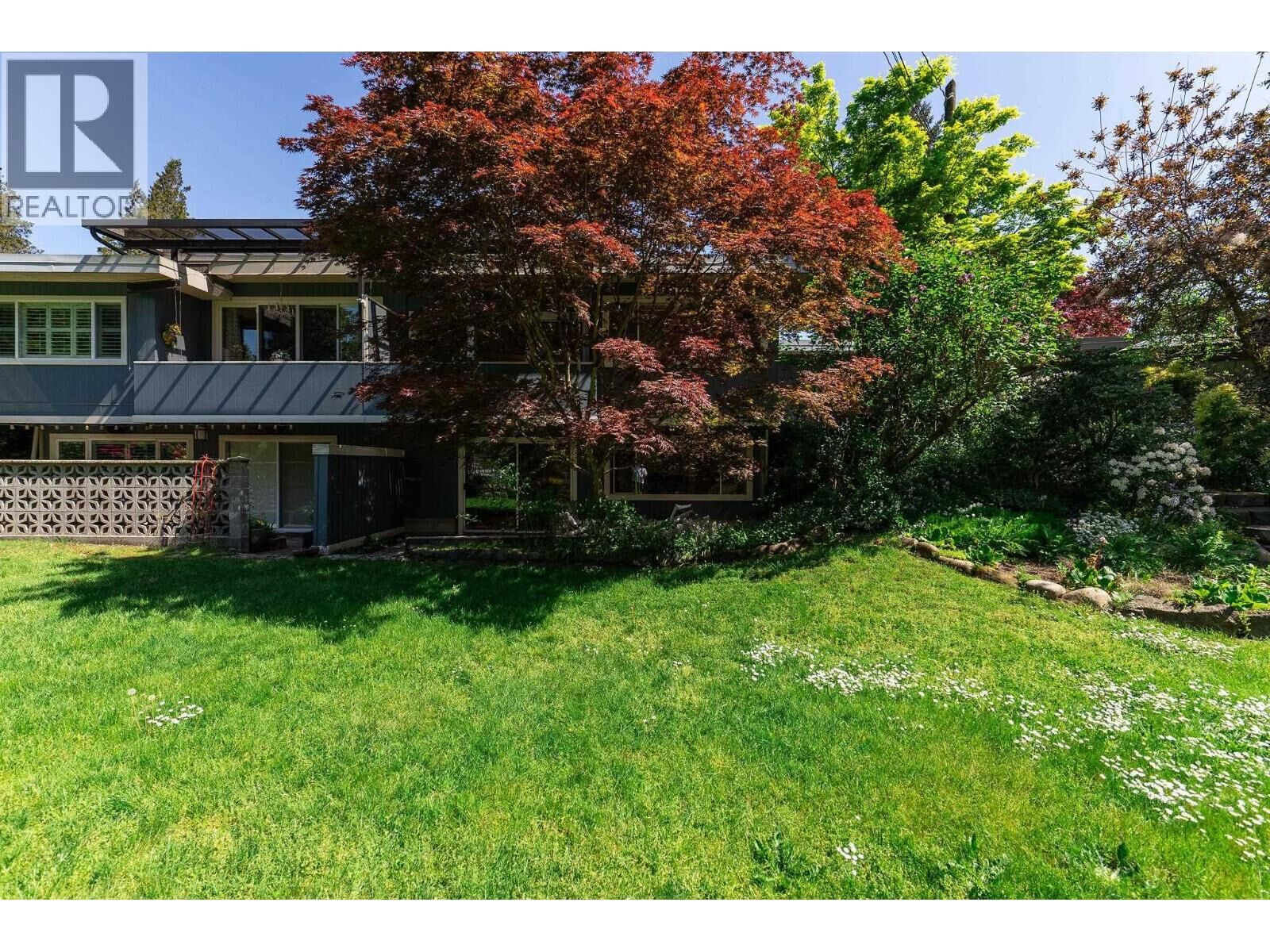 Property Photo:  3665 Edgemont Boulevard  BC V7R 2P6 