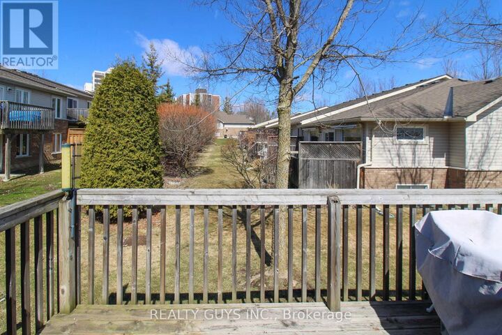 Property Photo: 909 Wentworth Street Unit #6 ON K9J 8R7