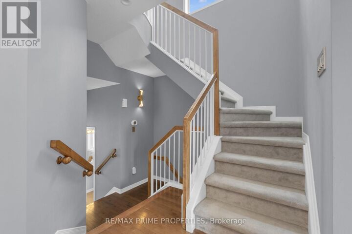 Property Photo:  103 Freeport Drive  ON K2M 0A8 