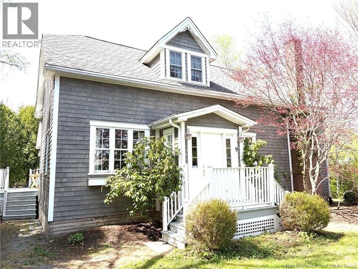 Property Photo: 9 Grove Avenue NB E2E 5K5