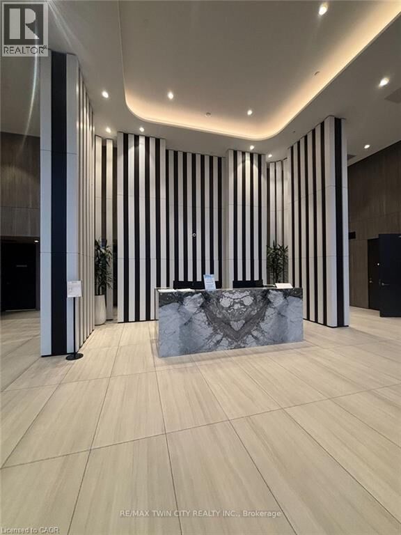 Property Photo:  220 Missinnihe Way 1314  ON L5H 0A9 