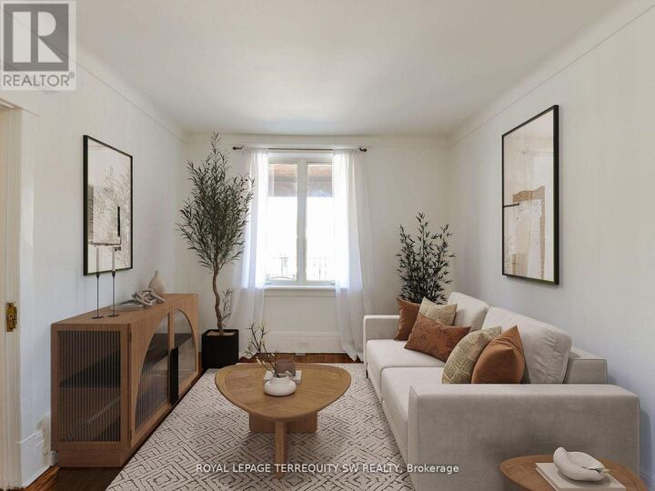 Property Photo:  105 Barker Avenue  ON M4C 2N8 