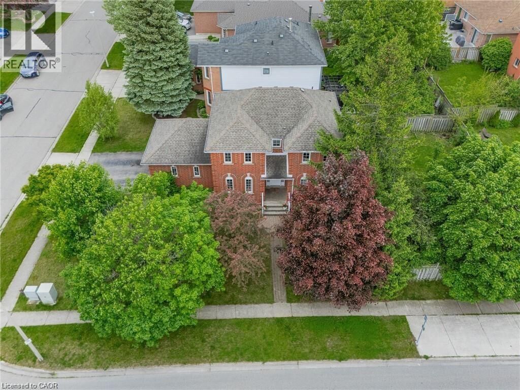 Property Photo:  444 Burnett Avenue  ON N1T 1L3 