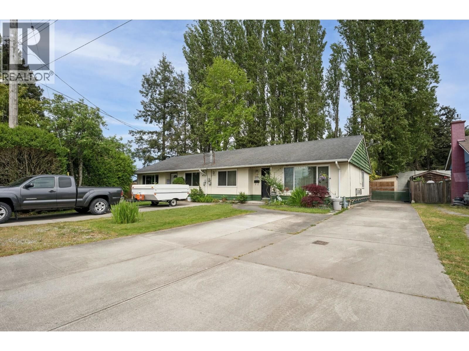 Property Photo:  5120 59A Street  BC V4K 3K2 