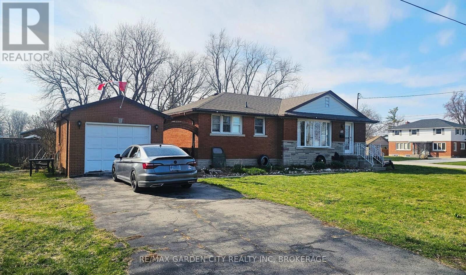 Property Photo: 49 Whittaker Avenue ON L3M 3J3