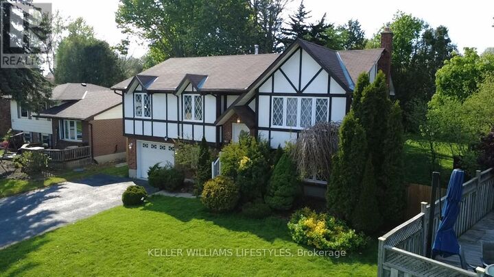 Property Photo:  65 Gablewood Crescent  ON N6G 2Z8 