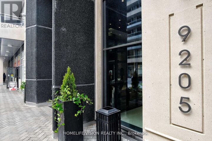 Property Photo:  9205 Yonge Street 1111  ON L4C 1V5 