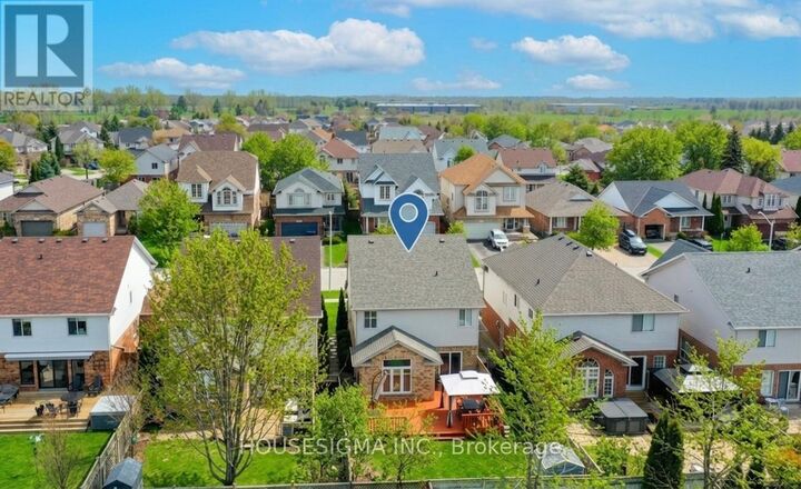 Property Photo:  22 Highlands Crescent  ON L9Y 5H3 
