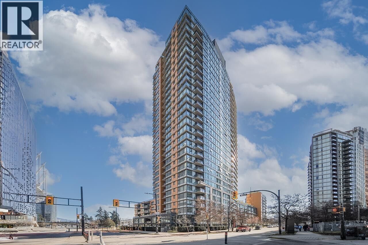 Property Photo:  33 Smithe Street  BC V6B 0B5 