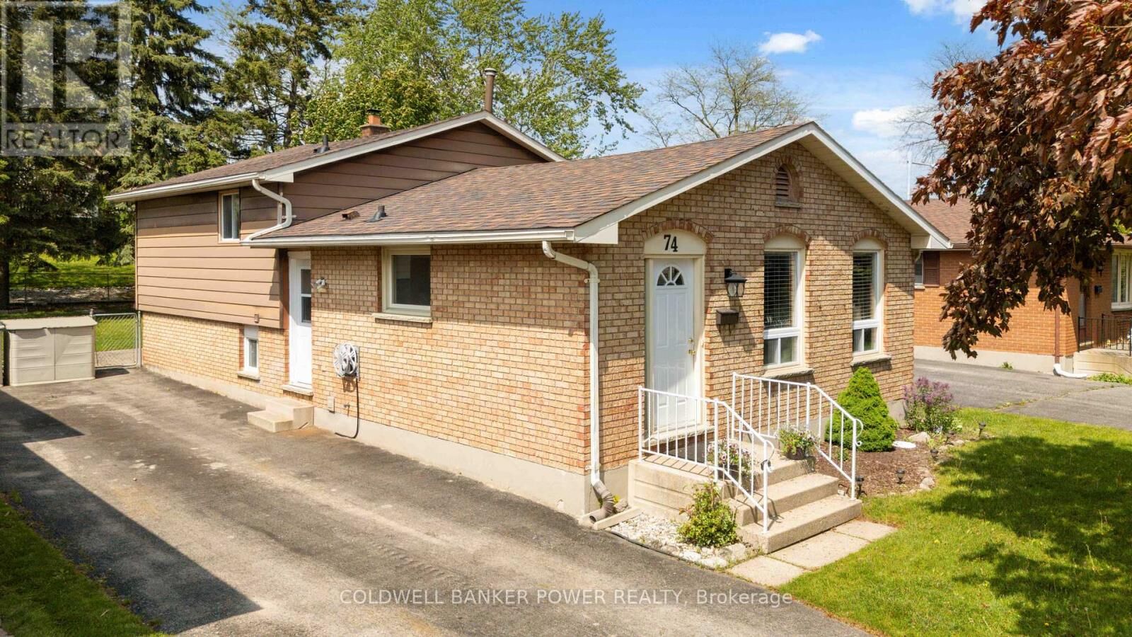 Property Photo:  74 Patience Crescent  ON N6E 2K9 