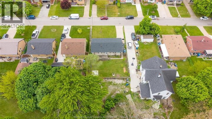 Property Photo:  1038 Dot Avenue  ON N9C 3H8 