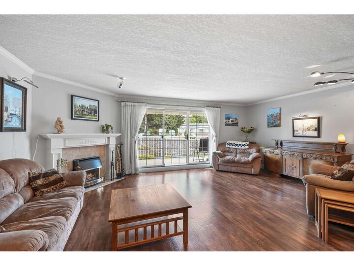 Property Photo:  32925 Maclure Road 2  BC V2S 7V8 