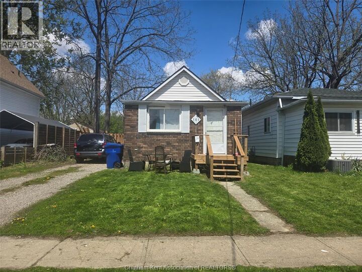 Property Photo:  161 Wellington East Street  ON N7M 3P2 