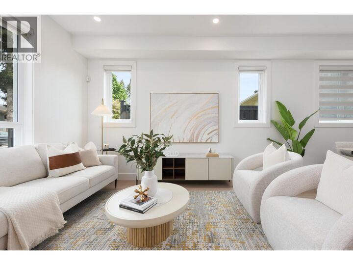Property Photo:  6808 Elwell Street 3  BC V5E 1K1 