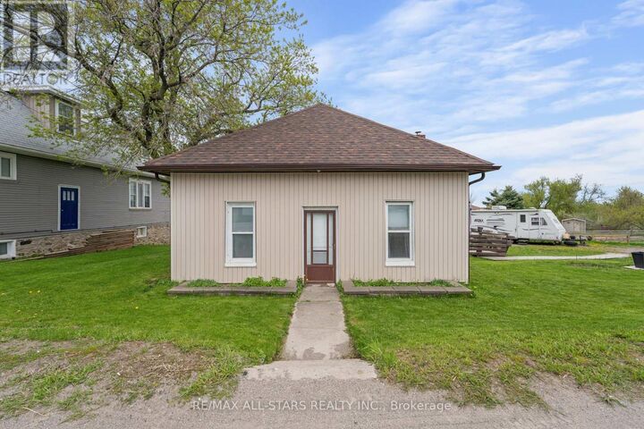 Property Photo: 4094 Highway 35 ON K0M 1G0