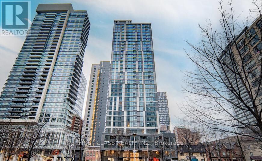 Property Photo: 65 Mutual Street 3108 ON M5B 0E5