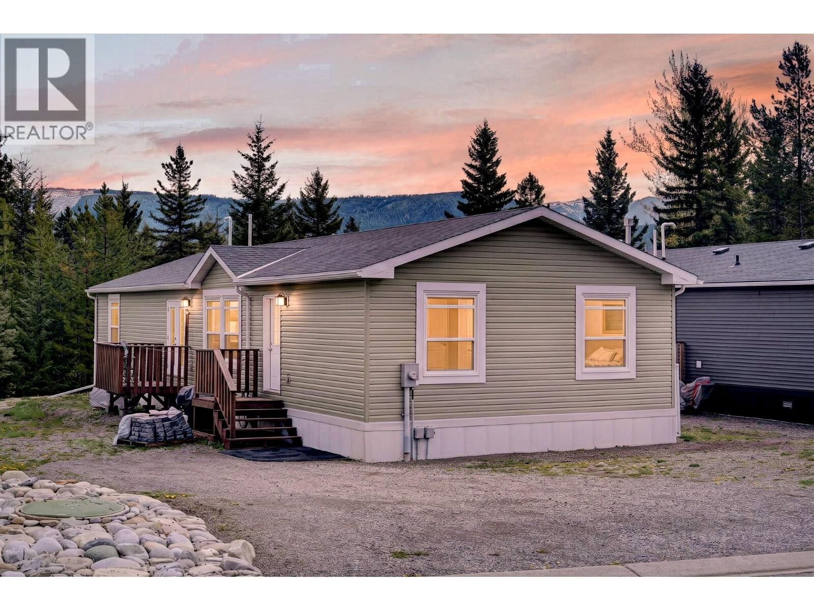 Property Photo:  24 Darby Crescent  BC V0B 1H0 