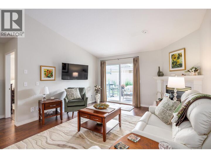 Property Photo:  1874 Parkview Crescent 39  BC V1X 7G6 