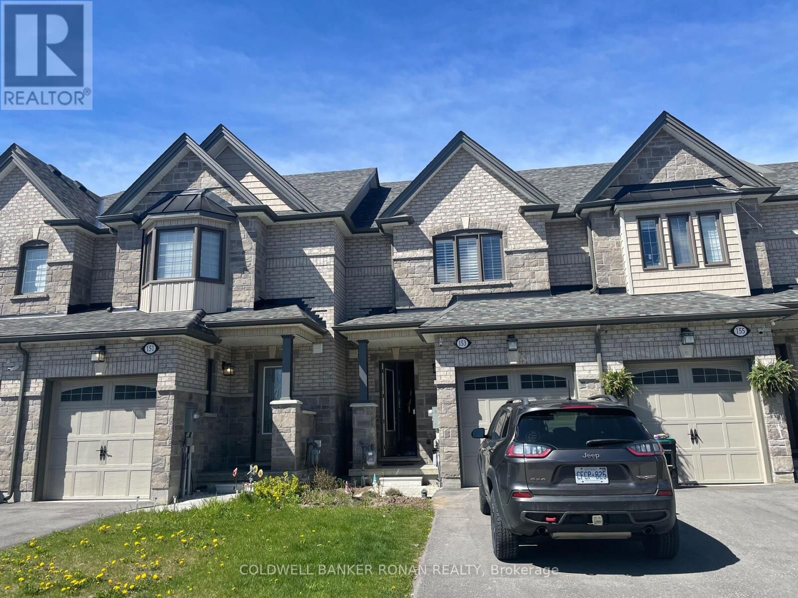 Property Photo:  153 Walker Boulevard  ON L9R 0R2 