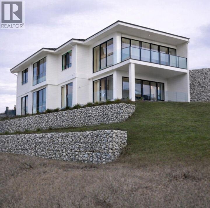 Property Photo:  950 Ida Lane 11  BC V2B 0C6 