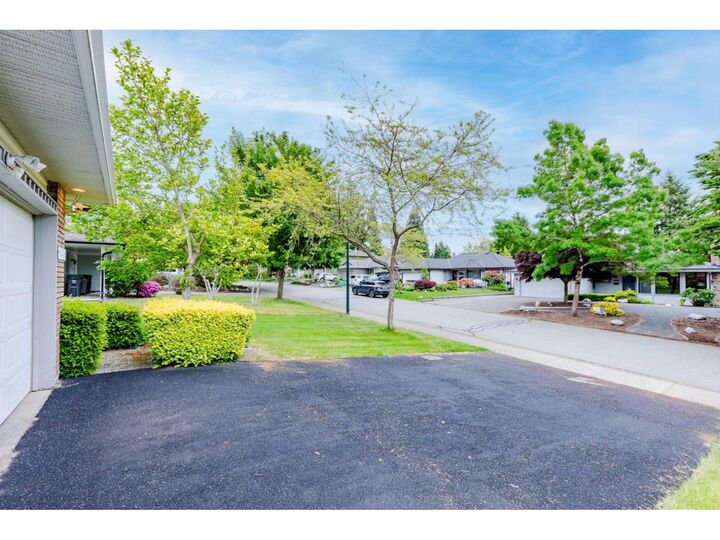 Property Photo:  12931 18 Avenue  BC V4A 7P7 
