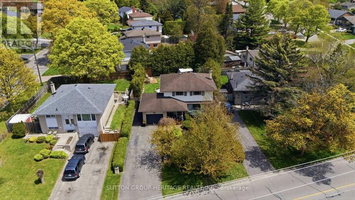 Property Photo: 163 Keewatin Street South ON L1H 6Z4