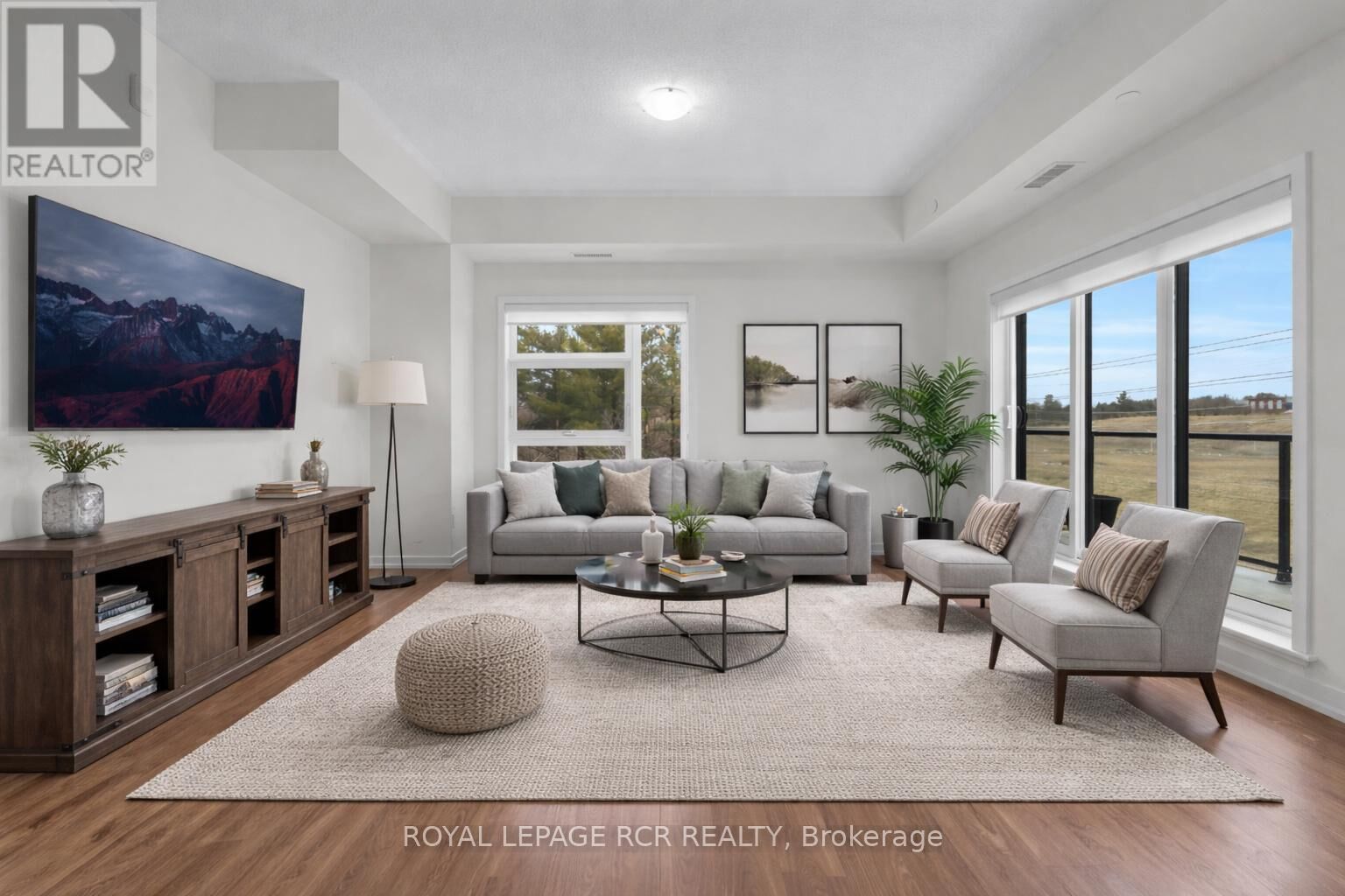 Property Photo: 555 William Graham Drive 413 ON L4G 3H9