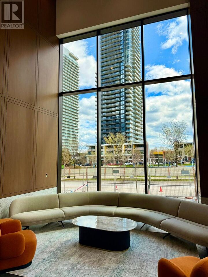 Property Photo:  68 Esther Shiner Boulevard 1708  ON M2K 0J6 