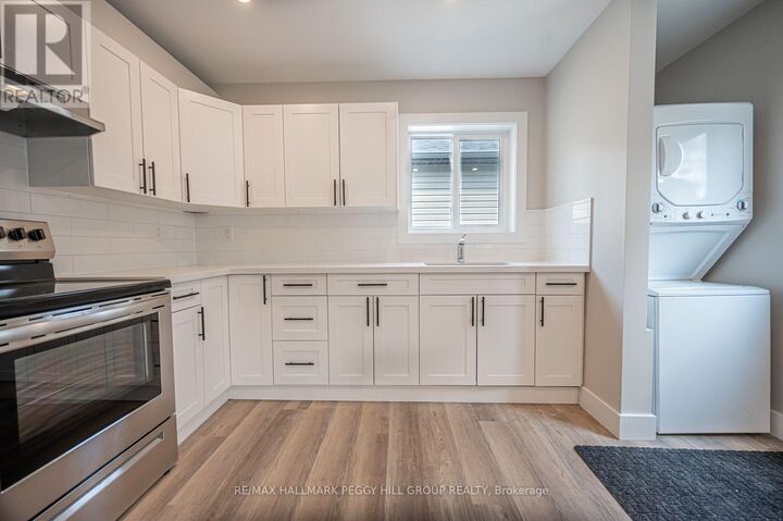 Property Photo:  176 Cundles Road West  ON L4N 5N2 