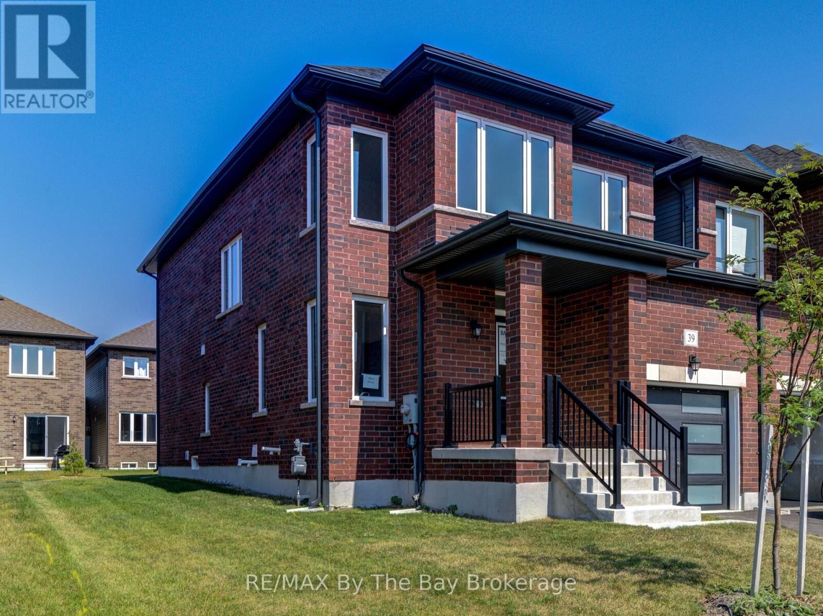 Property Photo:  39 Lisa Street  ON L9Z 1J9 
