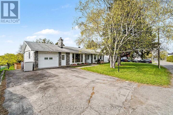 Property Photo:  1310 Cousineau Street  ON K1C 1A7 