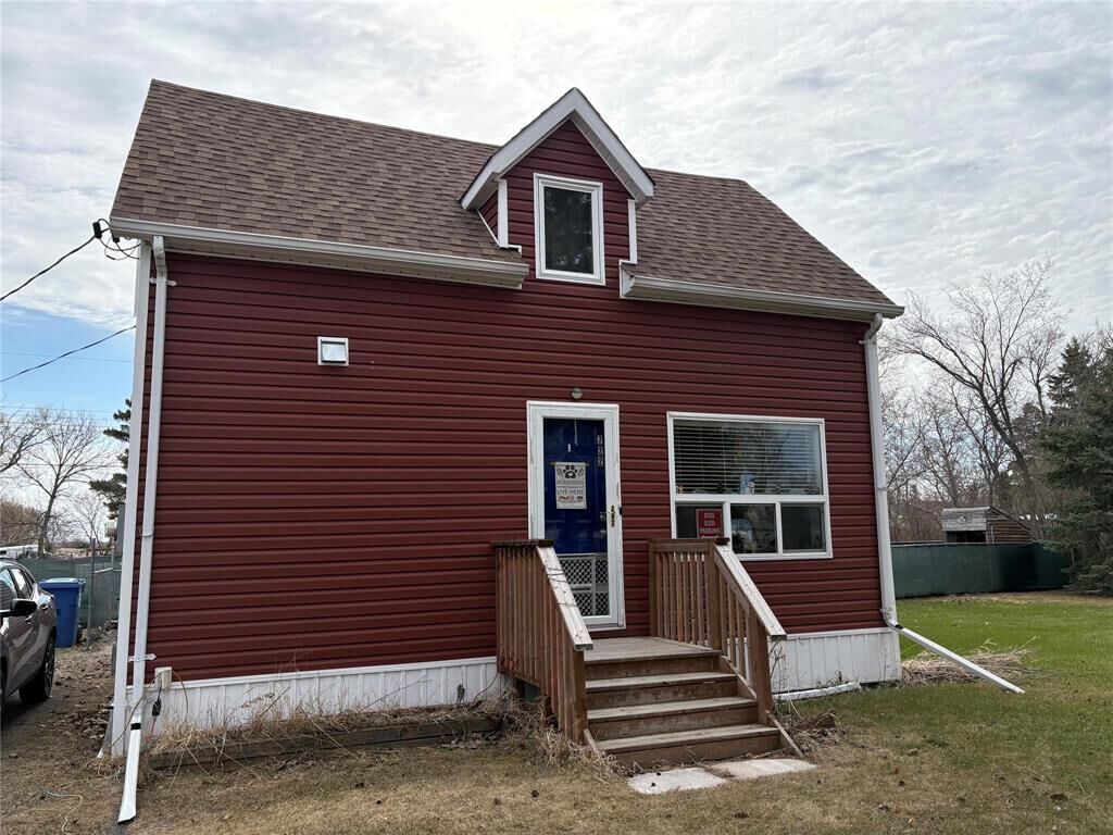 Property Photo: 722 Second Avenue East MB R0L 1S0