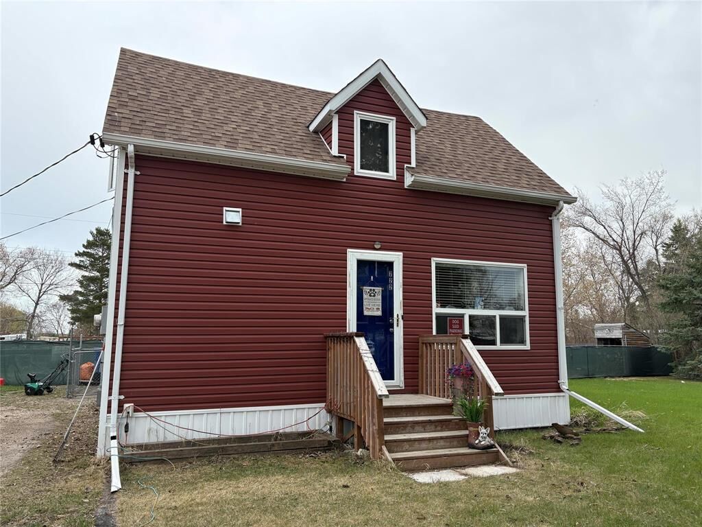 Photo de la propriété:  722 Second Avenue East  MB R0L 1S0 