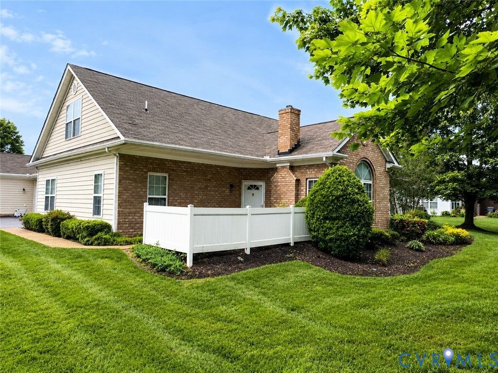 Property Photo:  7363 Norwood Pond Place  VA 23112 