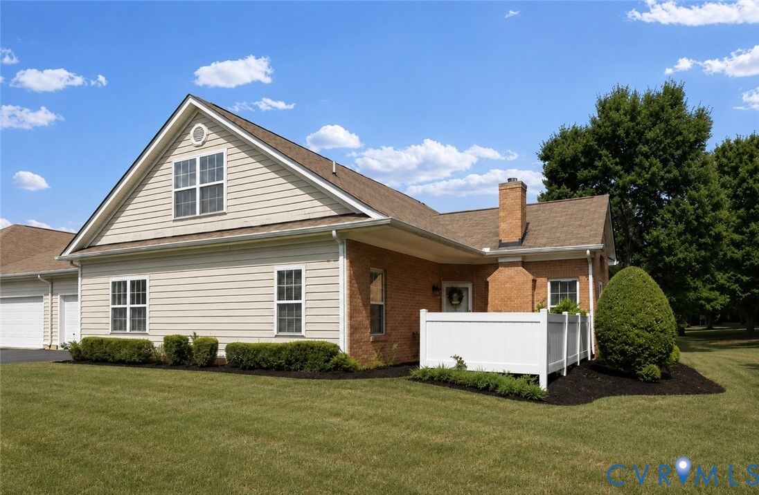 Property Photo: 7363 Norwood Pond Place VA 23112