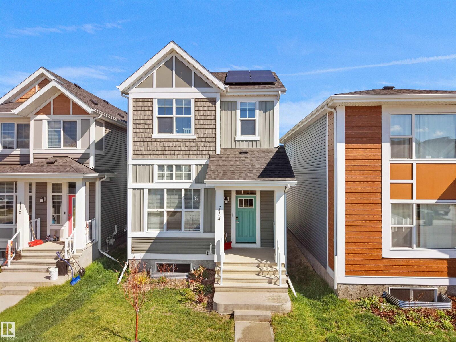Property Photo:  114 Stonehouse Way  AB T9E 1R1 