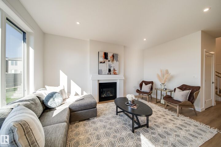 Property Photo: 77 Chartres Close AB T8T 2E1