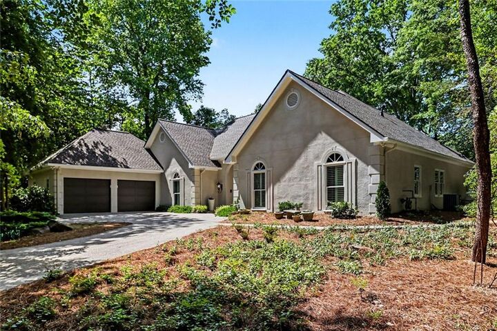 Property Photo:  2565 Fairview Drive  GA 30041 